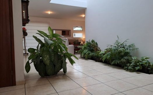 Casa en Milenio III Vialidad